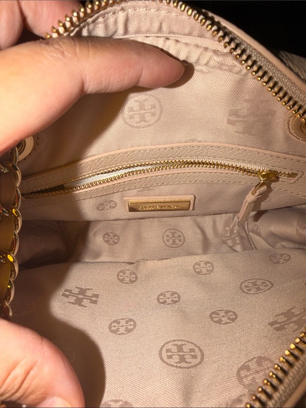 Tory Burch Blush Pebbled Leather Chain-Strap Crossbody